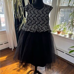 Elegant Black and White Bows Dress